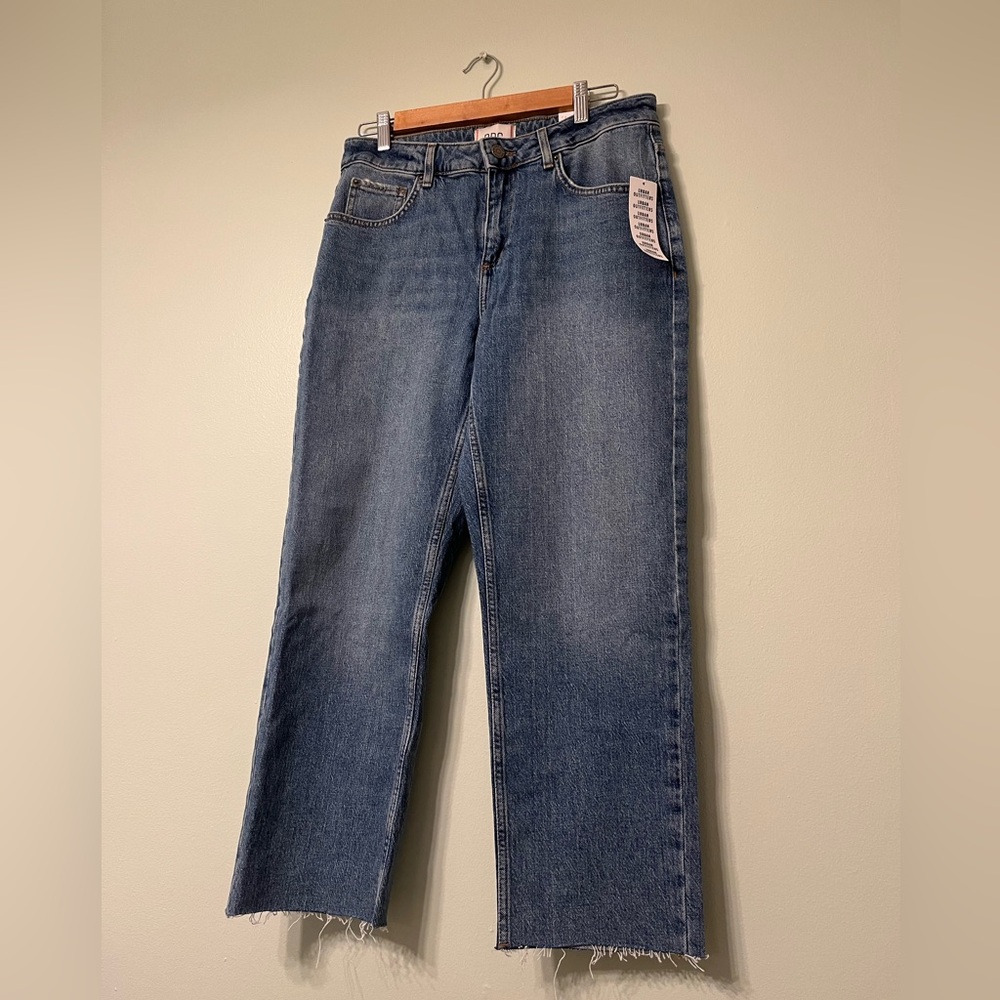 NWT BDG Urban Outfitters cropped cowboy jeans size 29